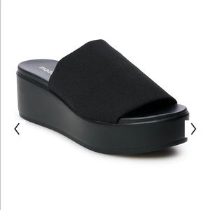 madden girl Shelbie Women's Wedge Sandals